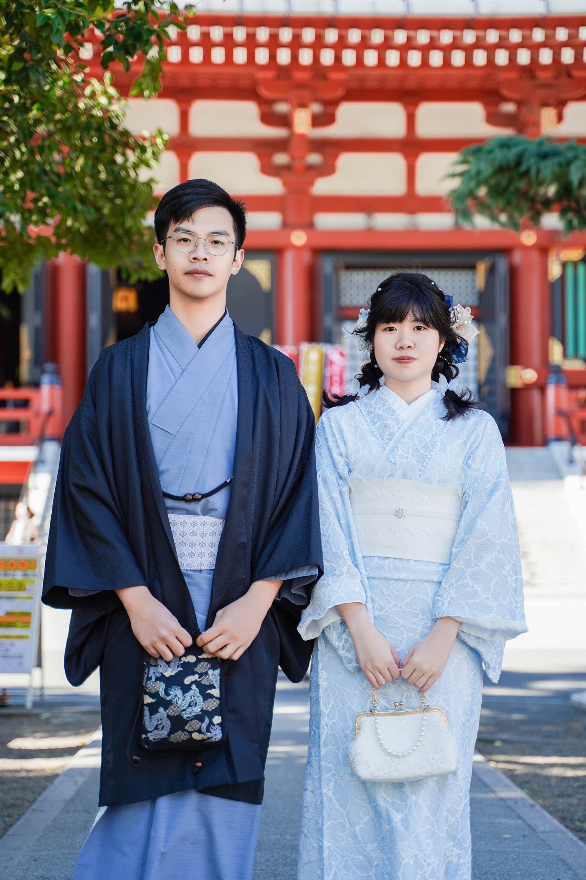 lace-and-antique-kimono-style-couple-discount-hair-styling-included